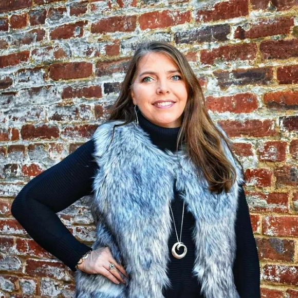 Meet your Posher, Carillon - Picture 1 of 1